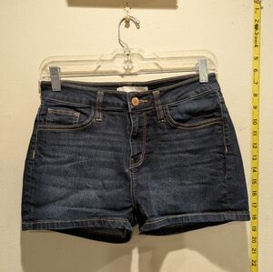 Daytrip Dark Blue Jean Shorts Size 27